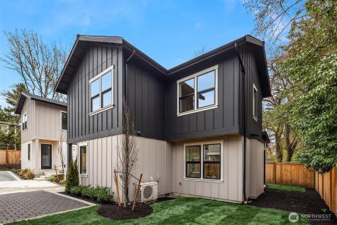 817 18th Avenue W Kirkland WA 98033
