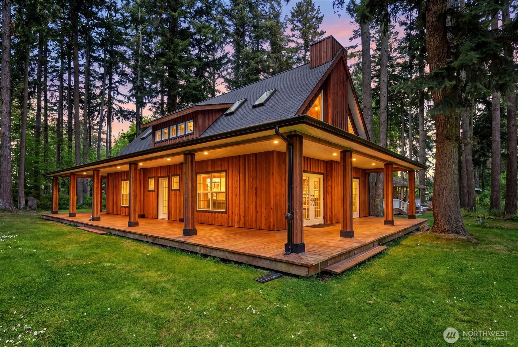 33 Mukilteo Way Hat Island WA 98206