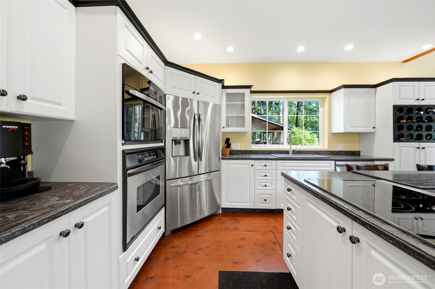 33 Mukilteo Way Hat Island WA 98206