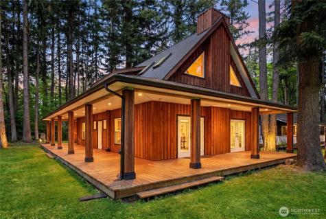 33 Mukilteo Way Hat Island WA 98206