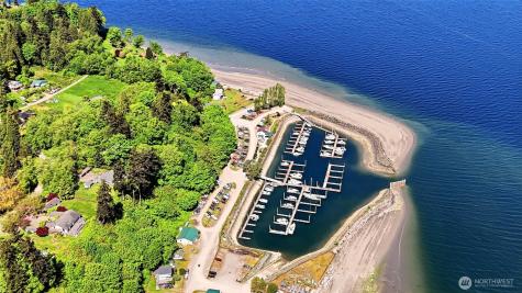 33 Mukilteo Way Hat Island WA 98206