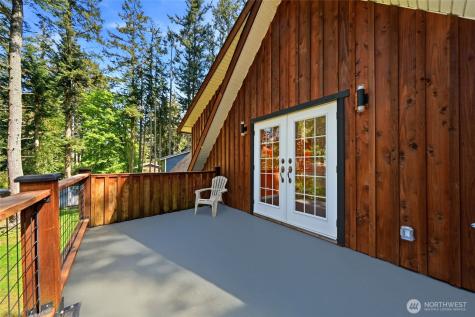 33 Mukilteo Way Hat Island WA 98206