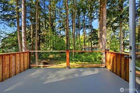 33 Mukilteo Way Hat Island WA 98206