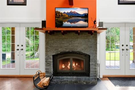 33 Mukilteo Way Hat Island WA 98206