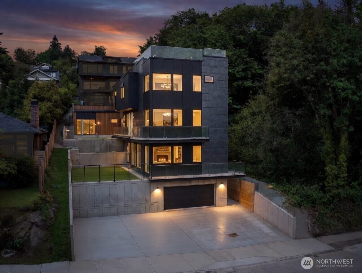 1417 36th Avenue S Seattle WA 98144