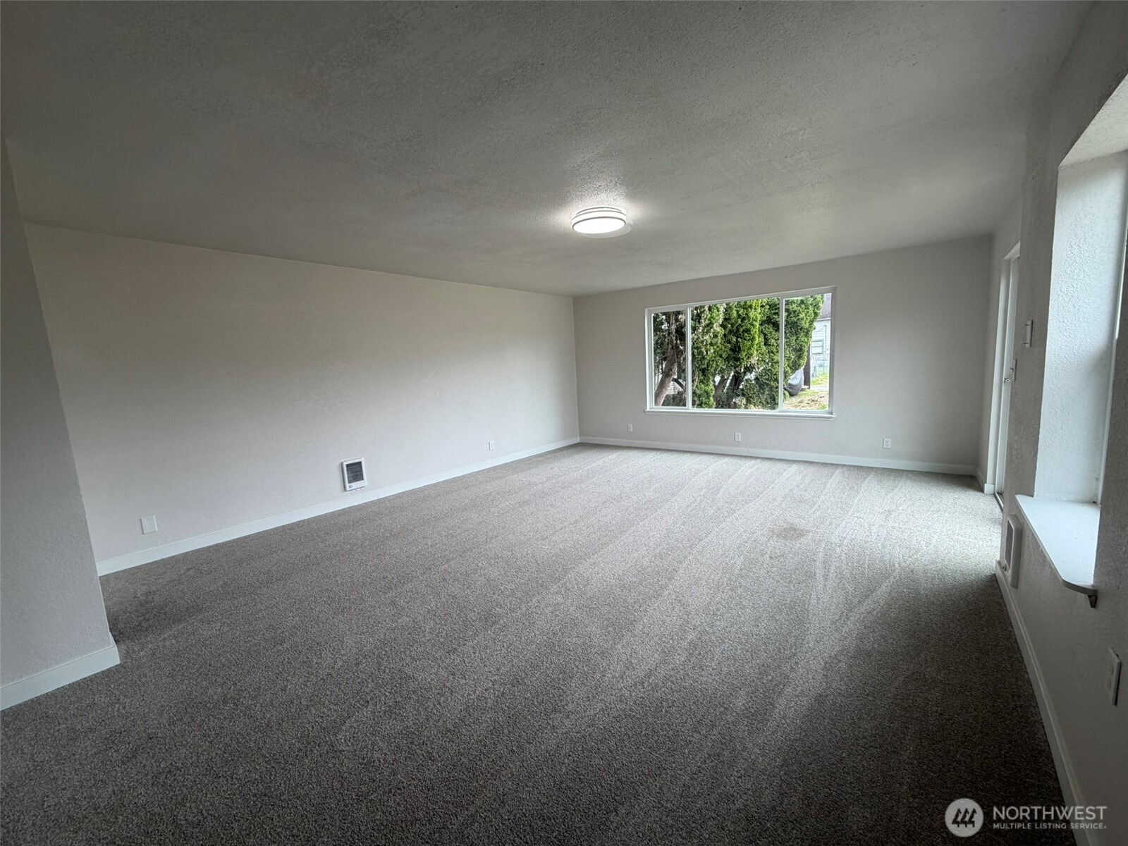 1009 W 1st Street Aberdeen WA 98520