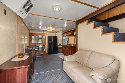 886 Salmon Creek Road Mossyrock WA 98564