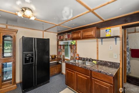 886 Salmon Creek Road Mossyrock WA 98564