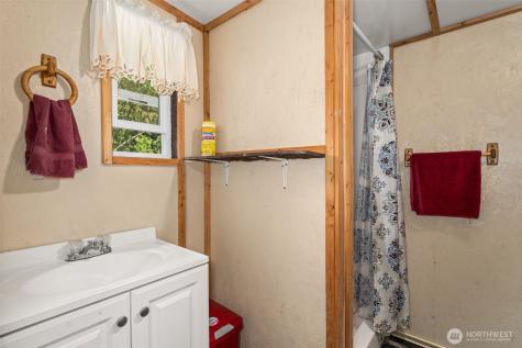 886 Salmon Creek Road Mossyrock WA 98564