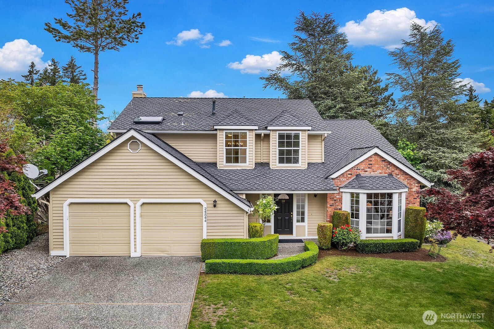 24544 SE 43rd Place Sammamish WA 98029