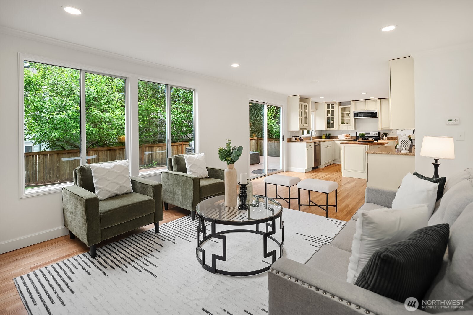 24544 SE 43rd Place Sammamish WA 98029