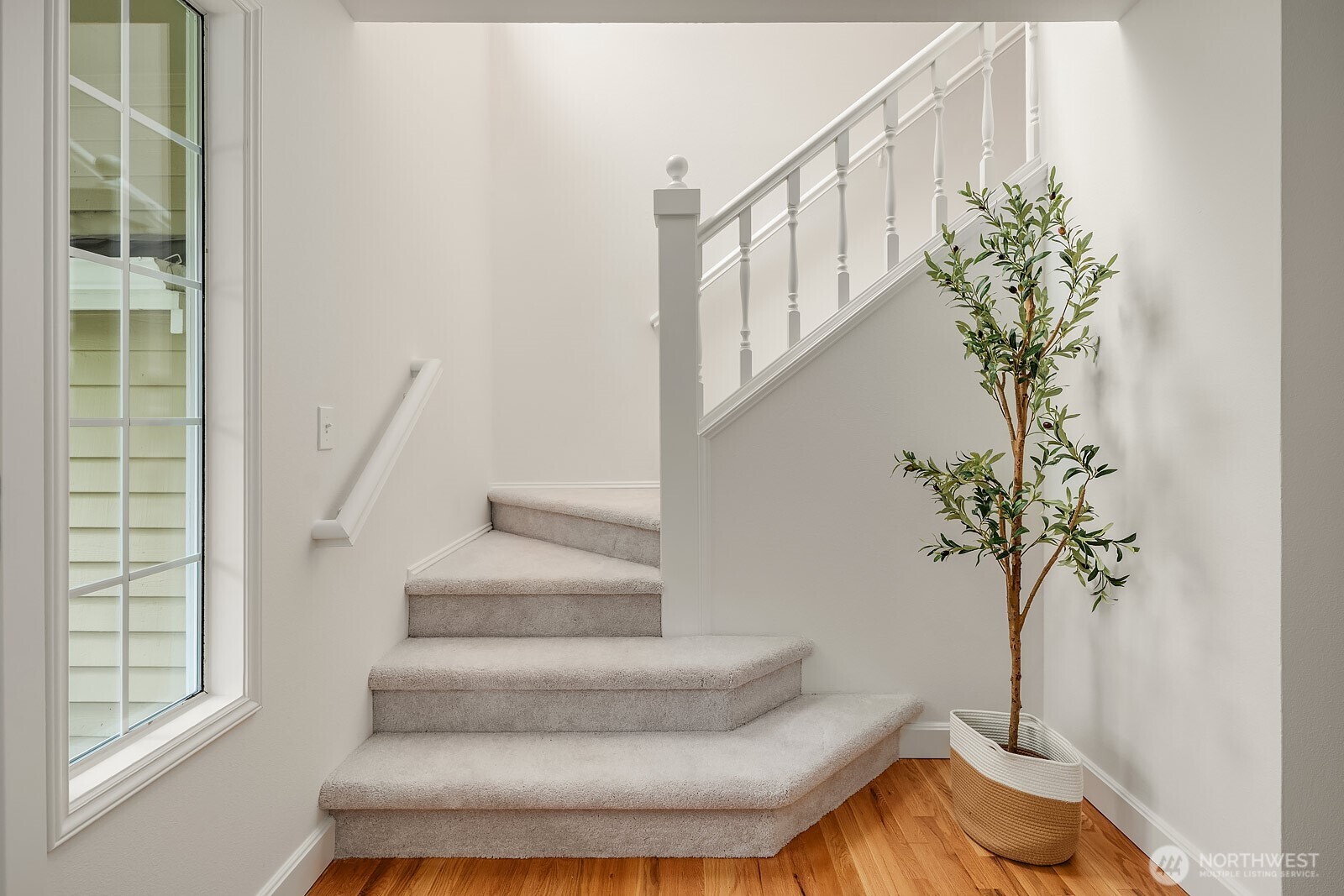 24544 SE 43rd Place Sammamish WA 98029