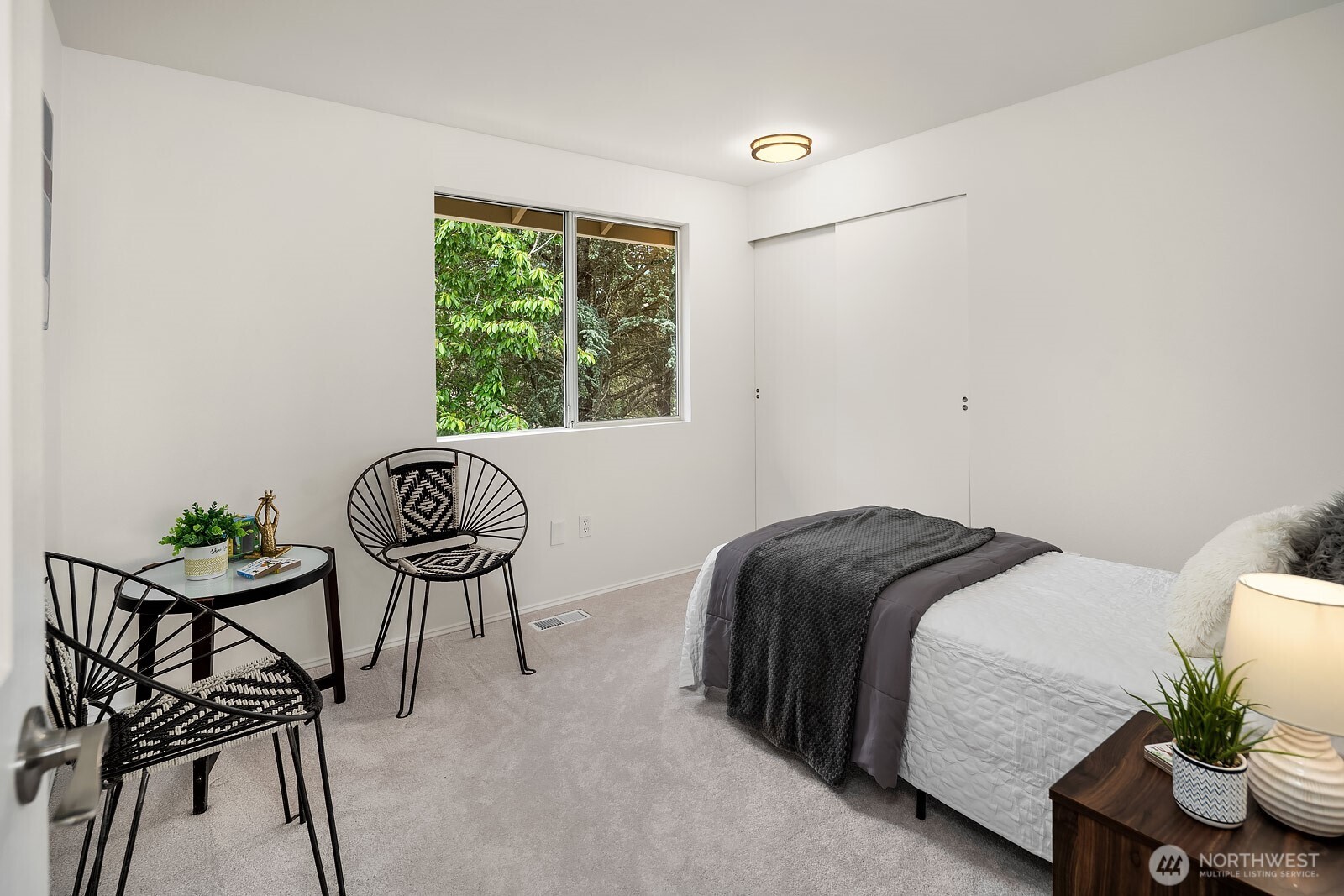 24544 SE 43rd Place Sammamish WA 98029