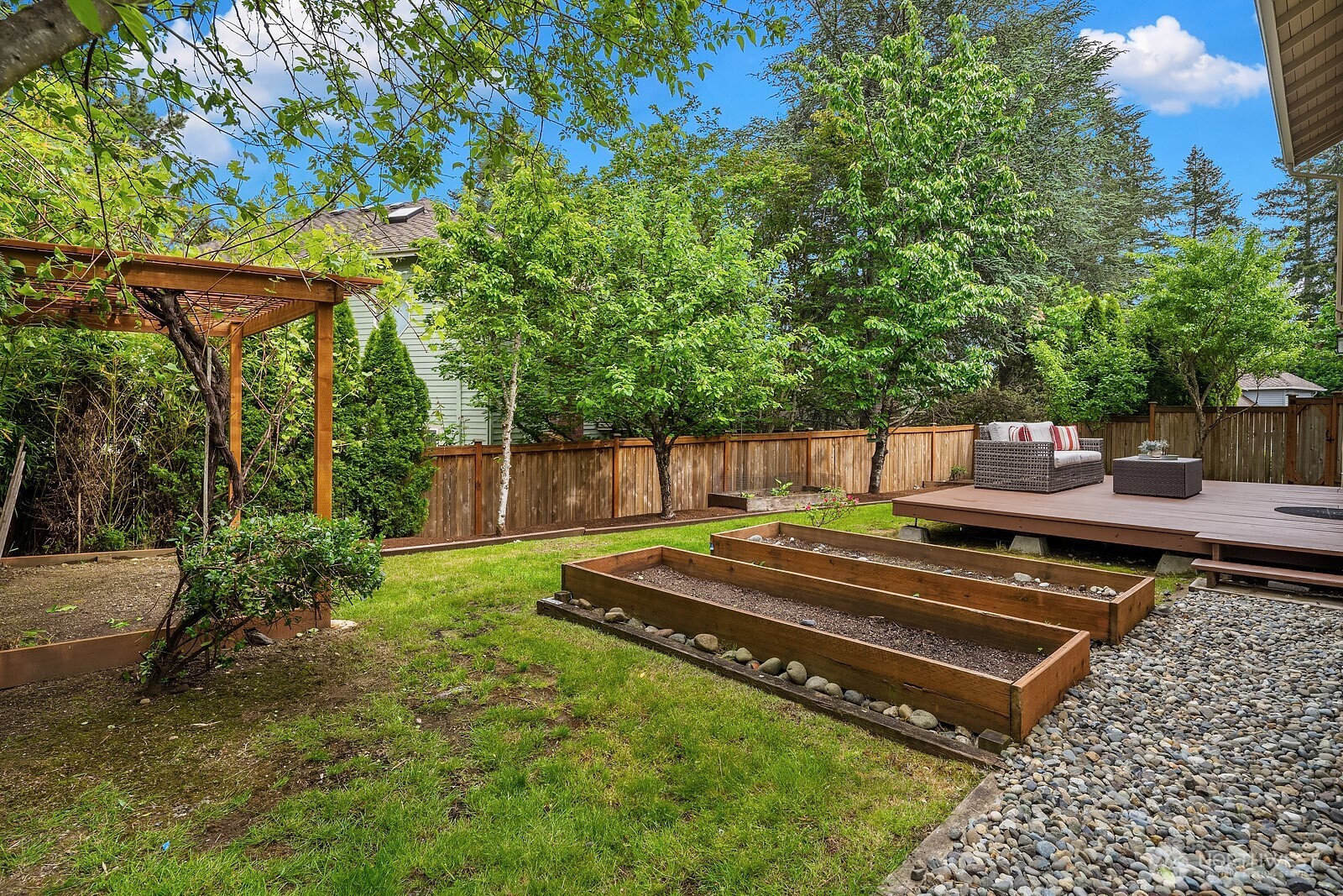24544 SE 43rd Place Sammamish WA 98029