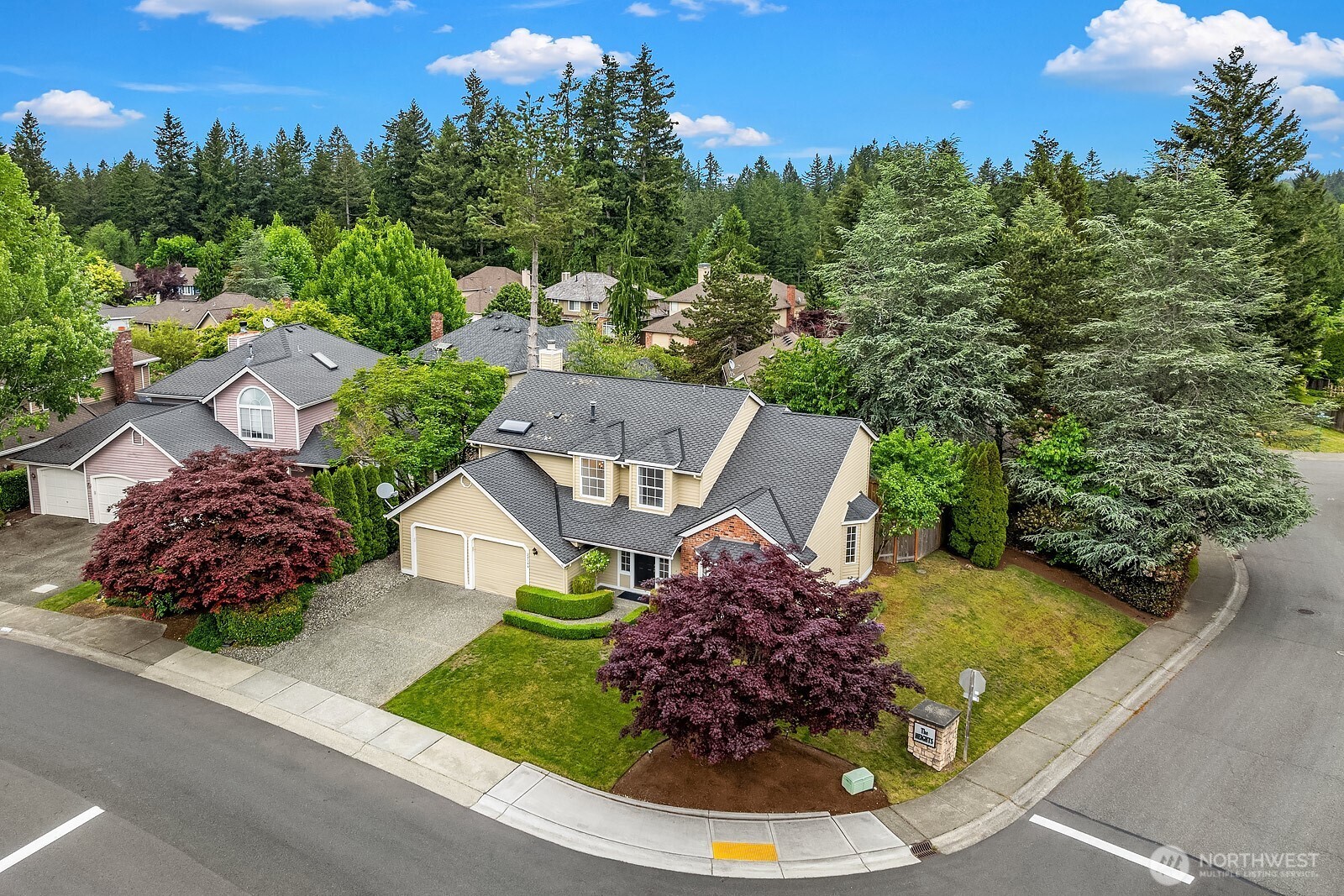 24544 SE 43rd Place Sammamish WA 98029