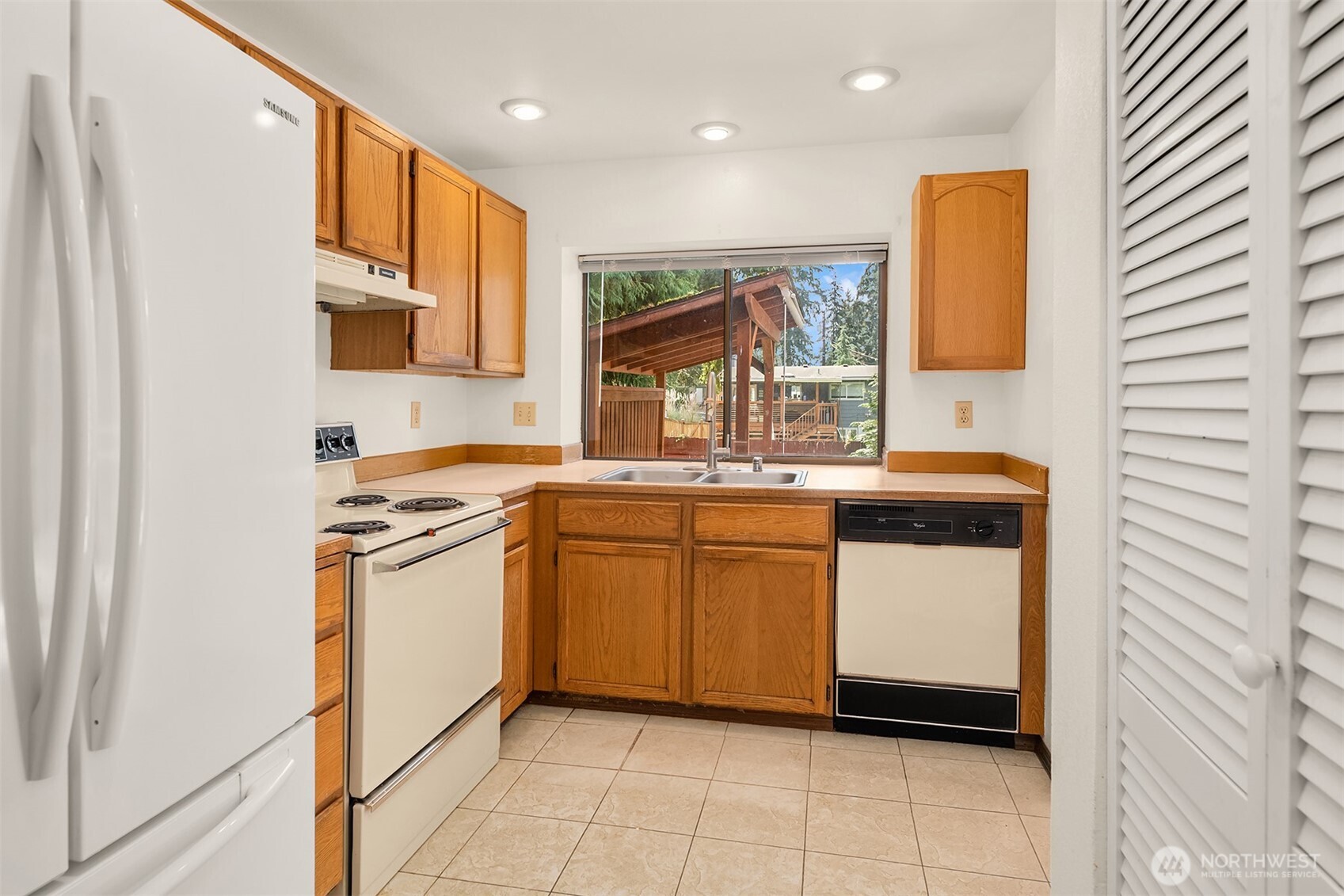 2426 198th Place SW Lynnwood WA 98036