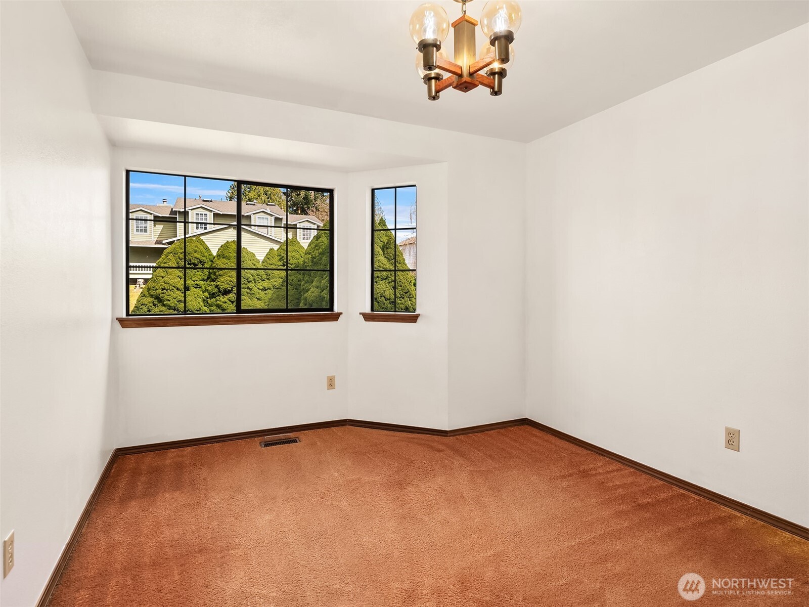 2426 198th Place SW Lynnwood WA 98036