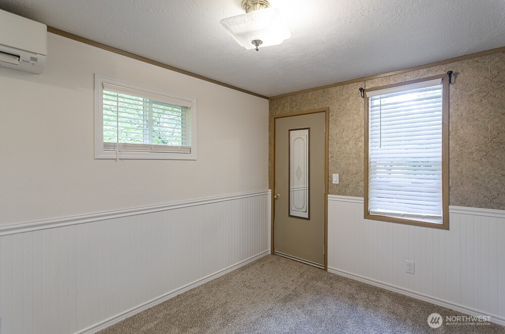 17631 Old Barn Road SE Yelm WA 98597