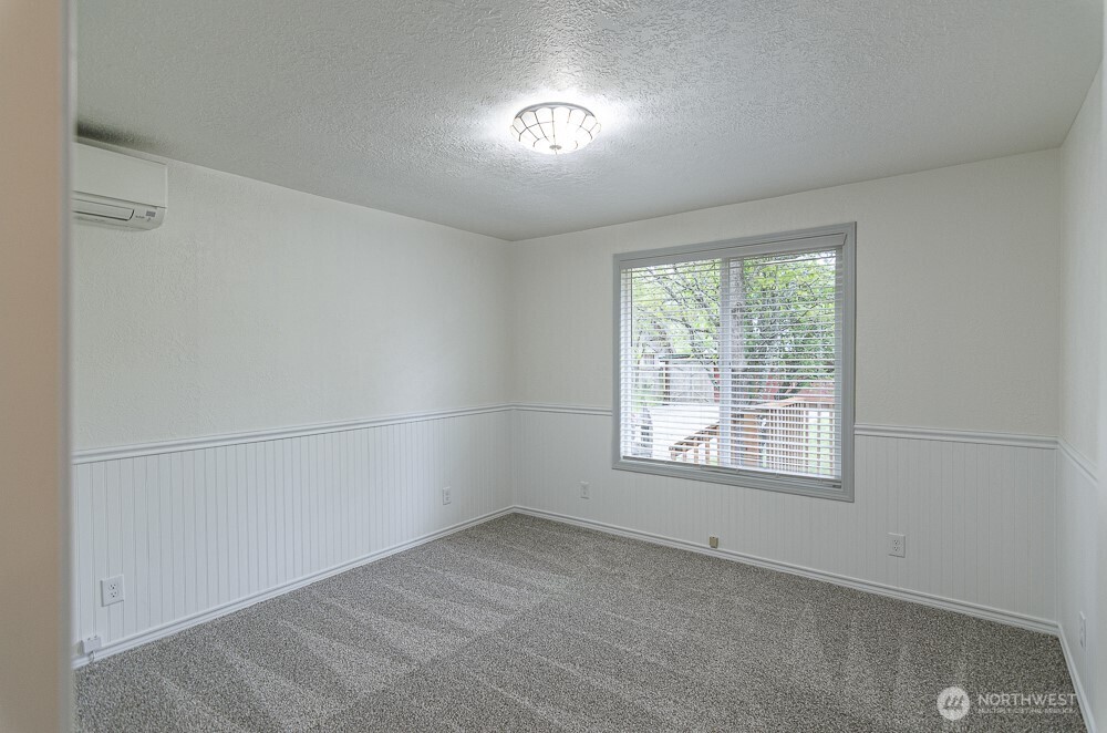 17631 Old Barn Road SE Yelm WA 98597