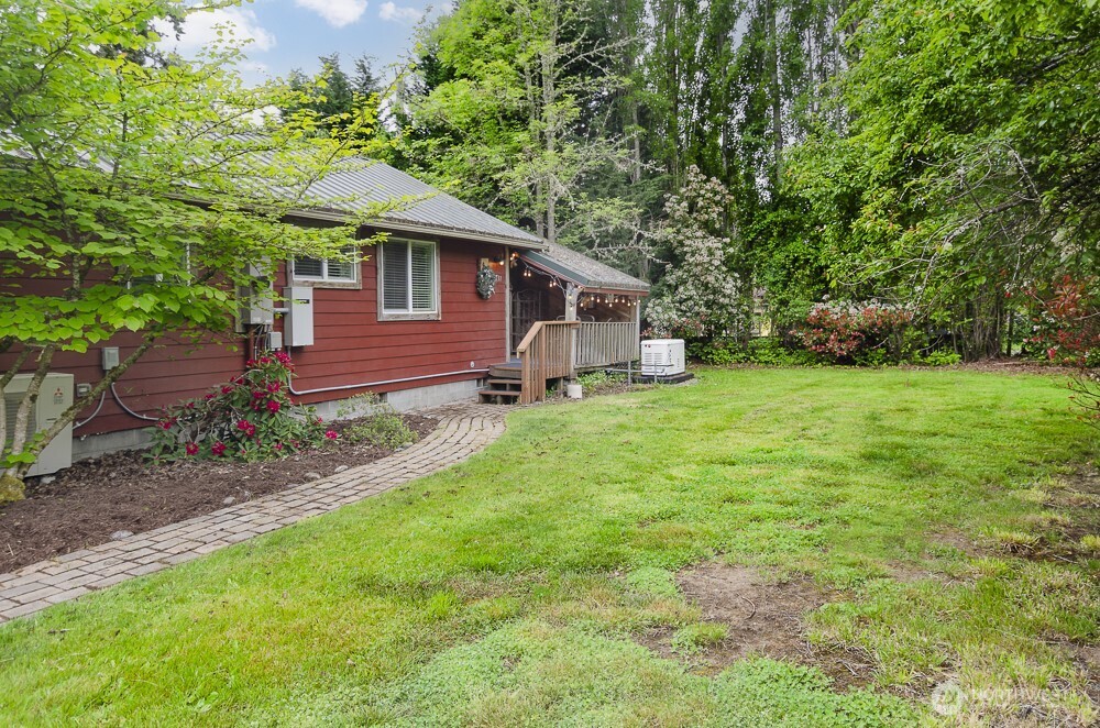17631 Old Barn Road SE Yelm WA 98597