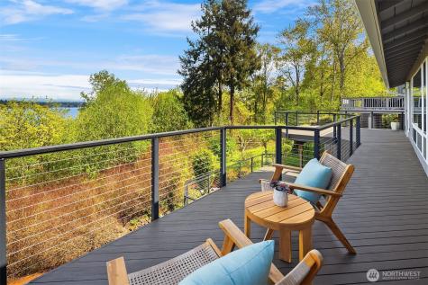 8530 54th Avenue NE Seattle WA 98115