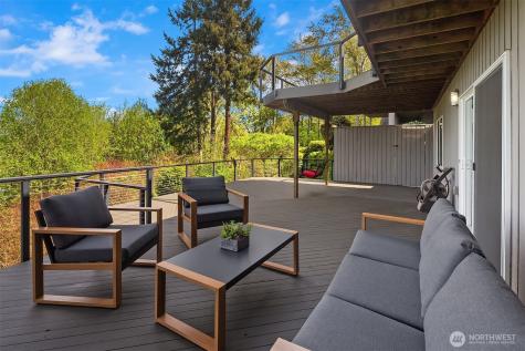 8530 54th Avenue NE Seattle WA 98115