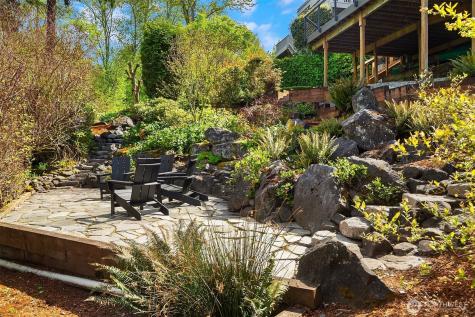 8530 54th Avenue NE Seattle WA 98115