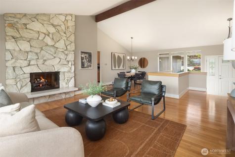 8530 54th Avenue NE Seattle WA 98115