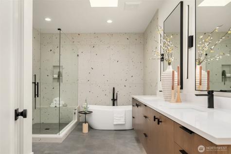 11217 NE 103rd Place Kirkland WA 98033