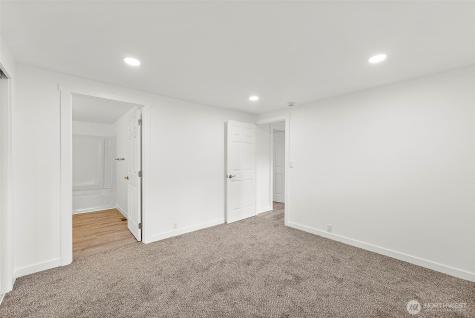 21 E North Lake Drive Shelton WA 98584