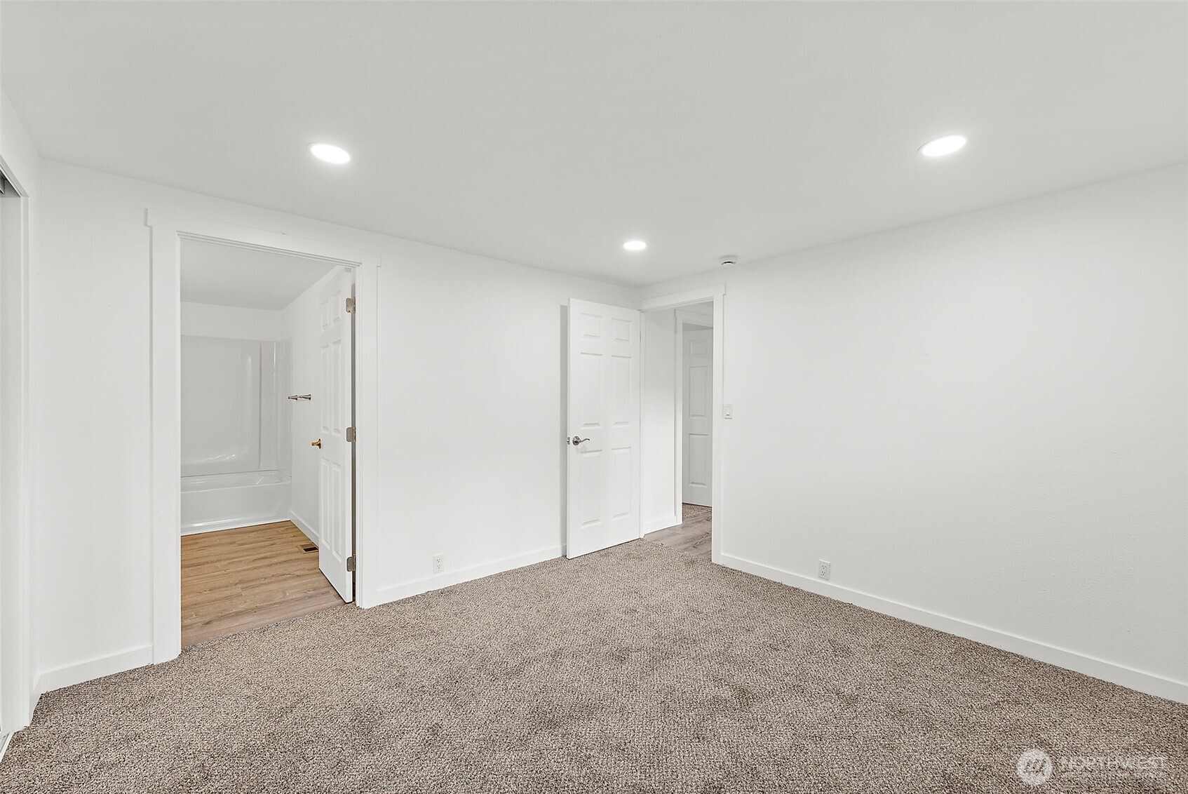 21 E North Lake Drive Shelton WA 98584