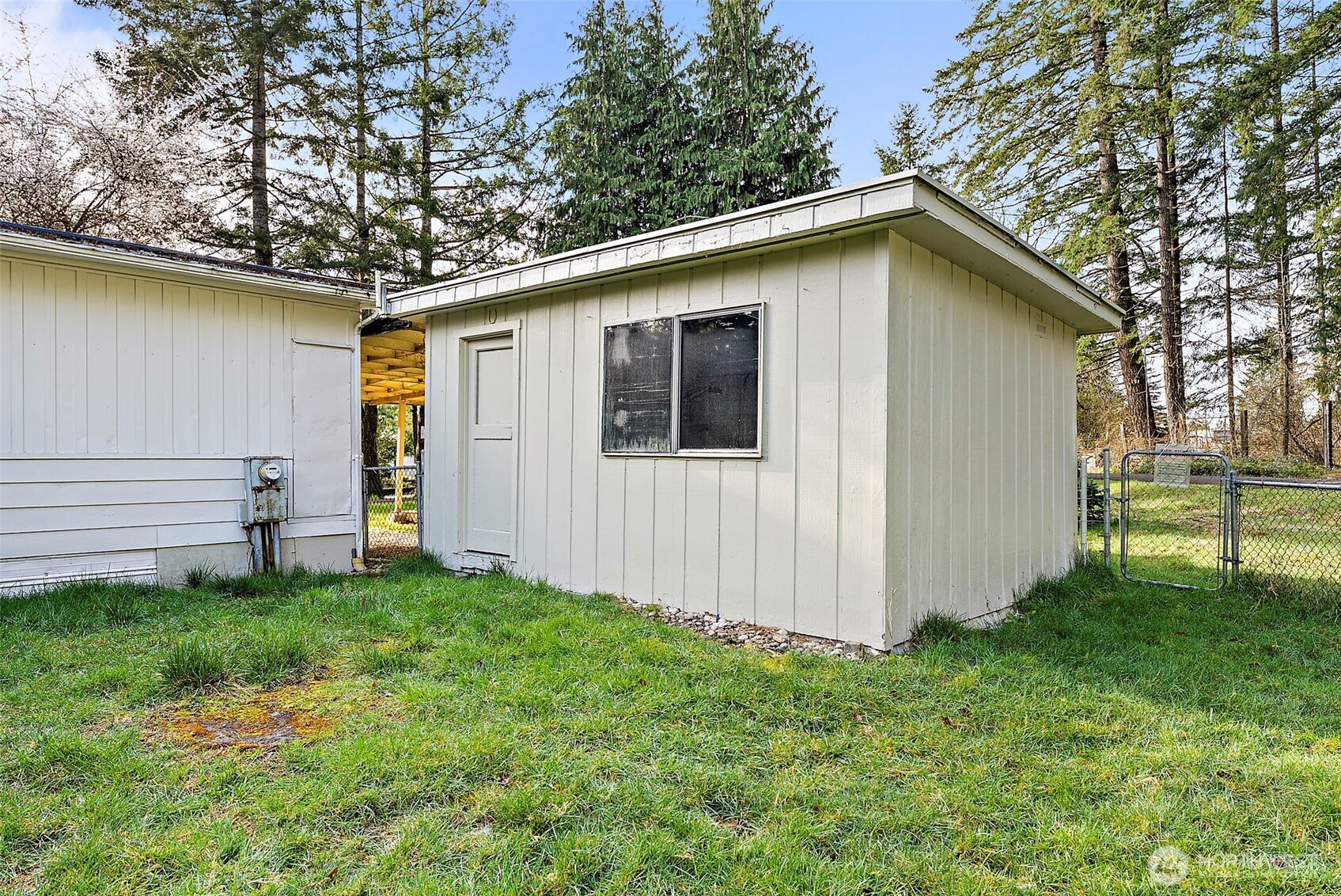 21 E North Lake Drive Shelton WA 98584