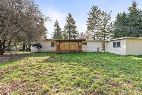 21 E North Lake Drive Shelton WA 98584