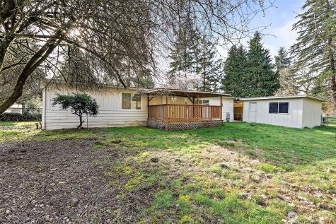 21 E North Lake Drive Shelton WA 98584