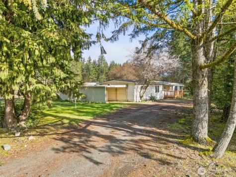 21 E North Lake Drive Shelton WA 98584