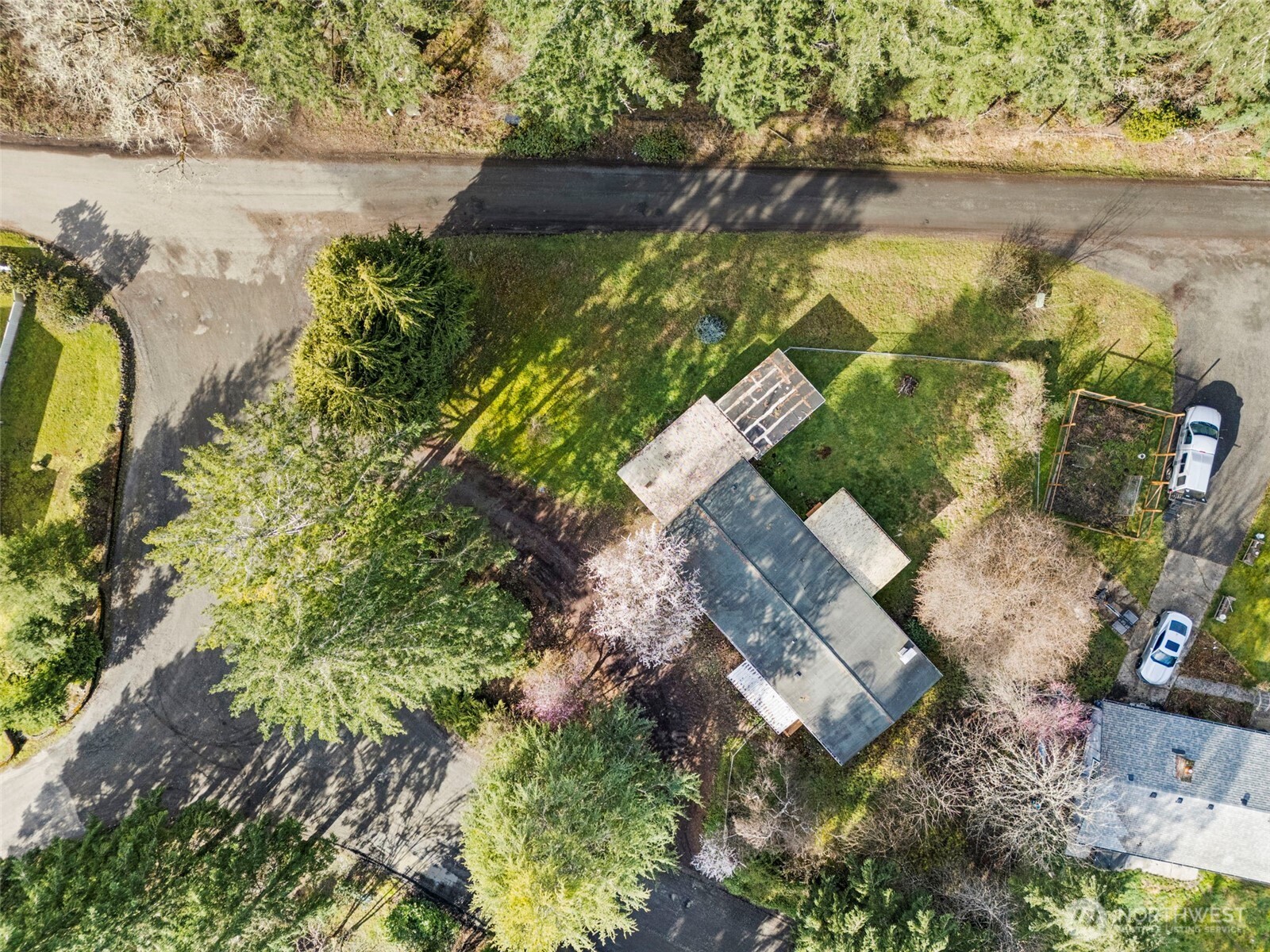 21 E North Lake Drive Shelton WA 98584