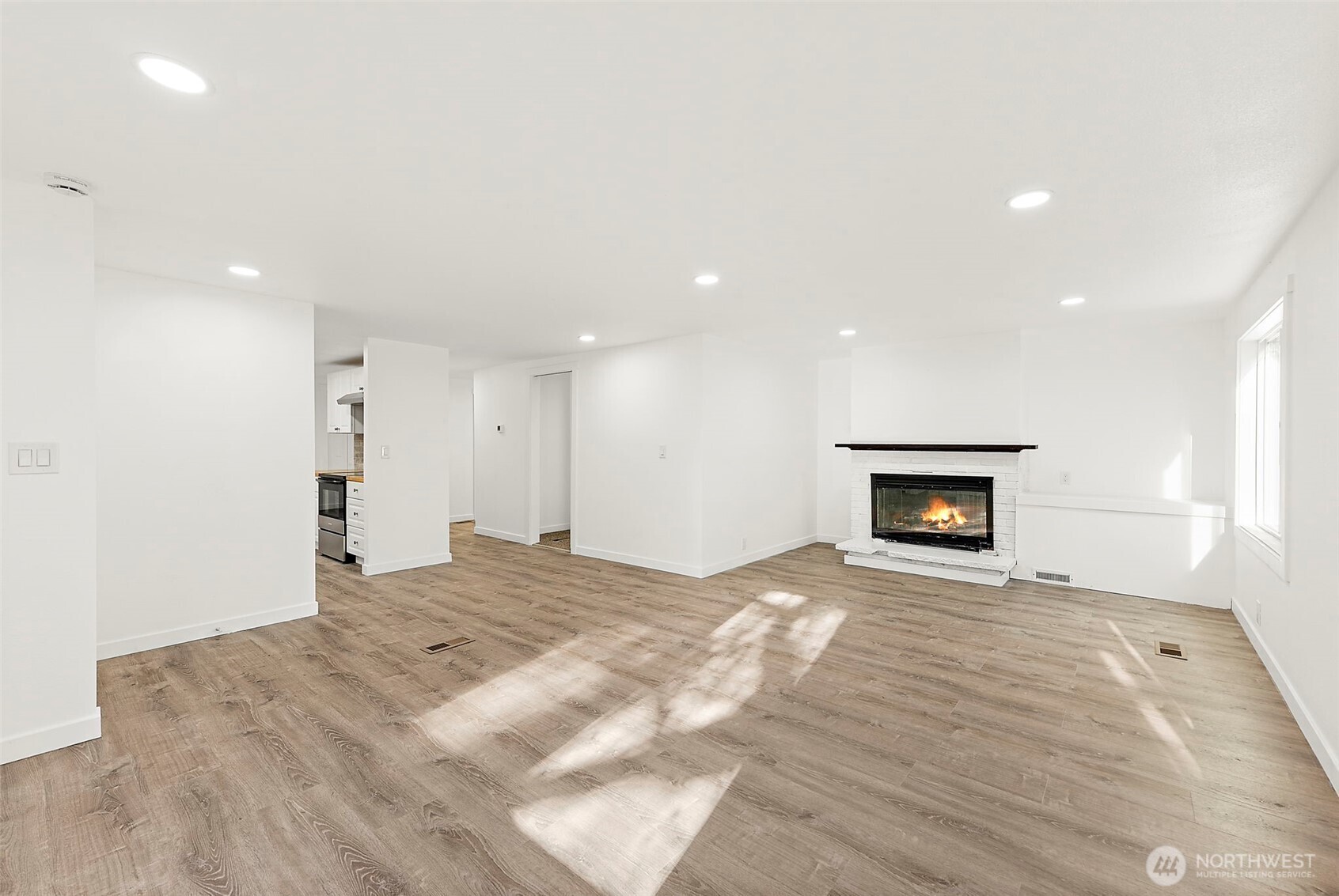 21 E North Lake Drive Shelton WA 98584