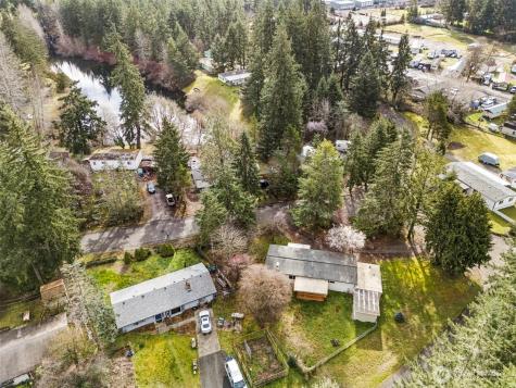 21 E North Lake Drive Shelton WA 98584