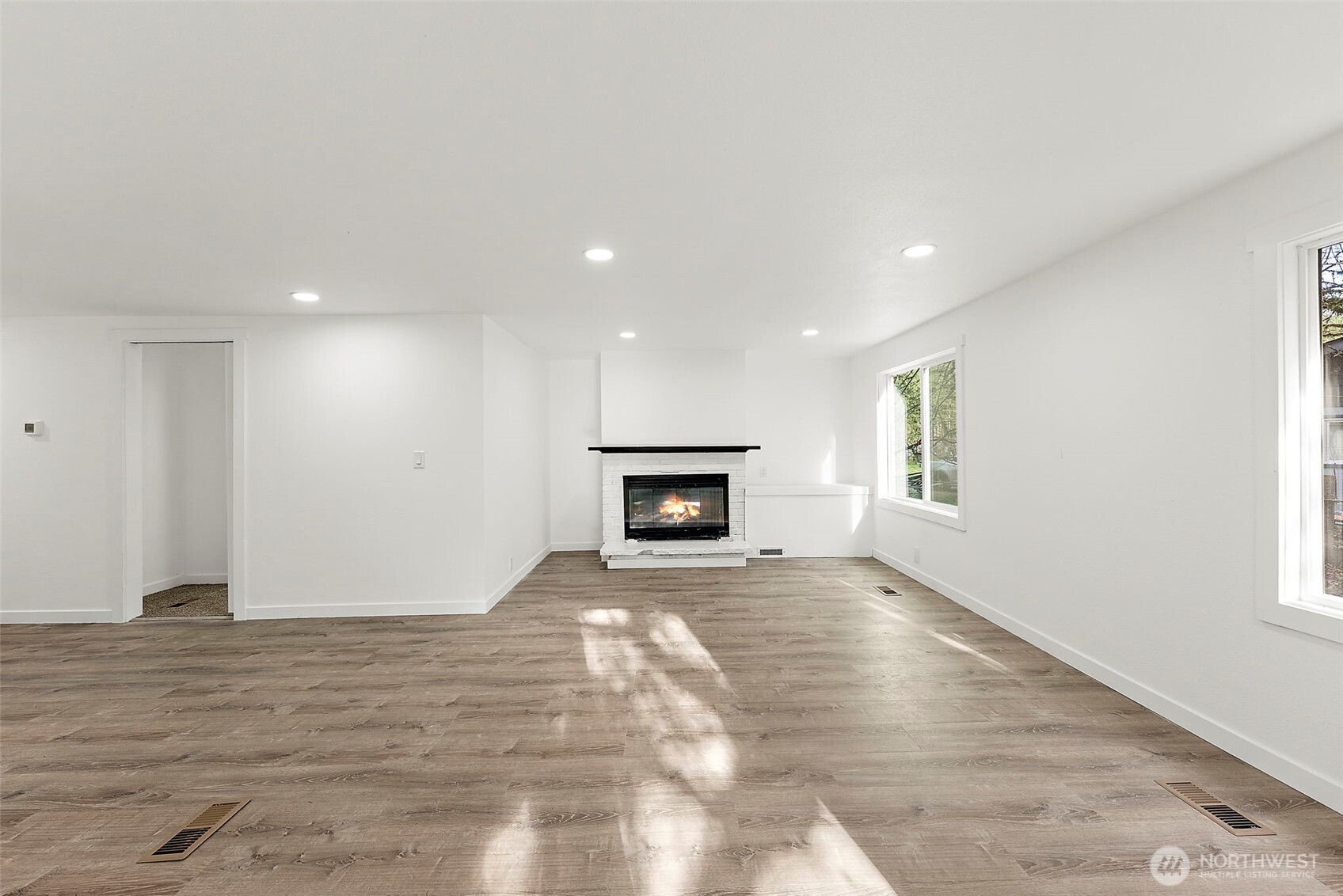 21 E North Lake Drive Shelton WA 98584