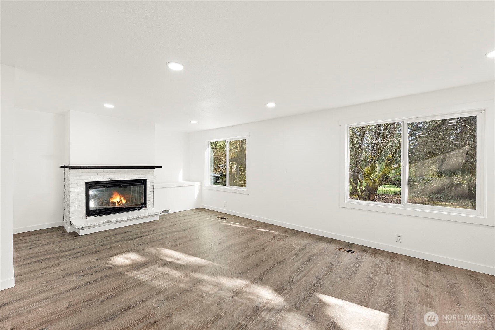21 E North Lake Drive Shelton WA 98584