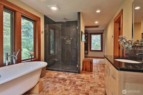 1150 Tanager Lane Greenbank WA 98253