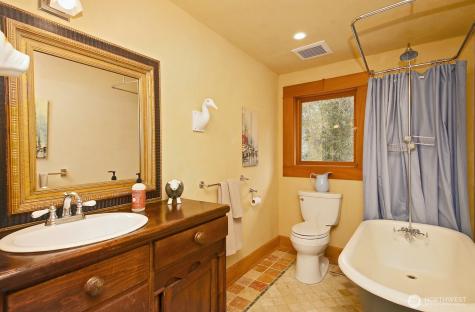 1150 Tanager Lane Greenbank WA 98253
