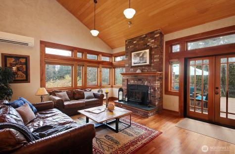 1150 Tanager Lane Greenbank WA 98253