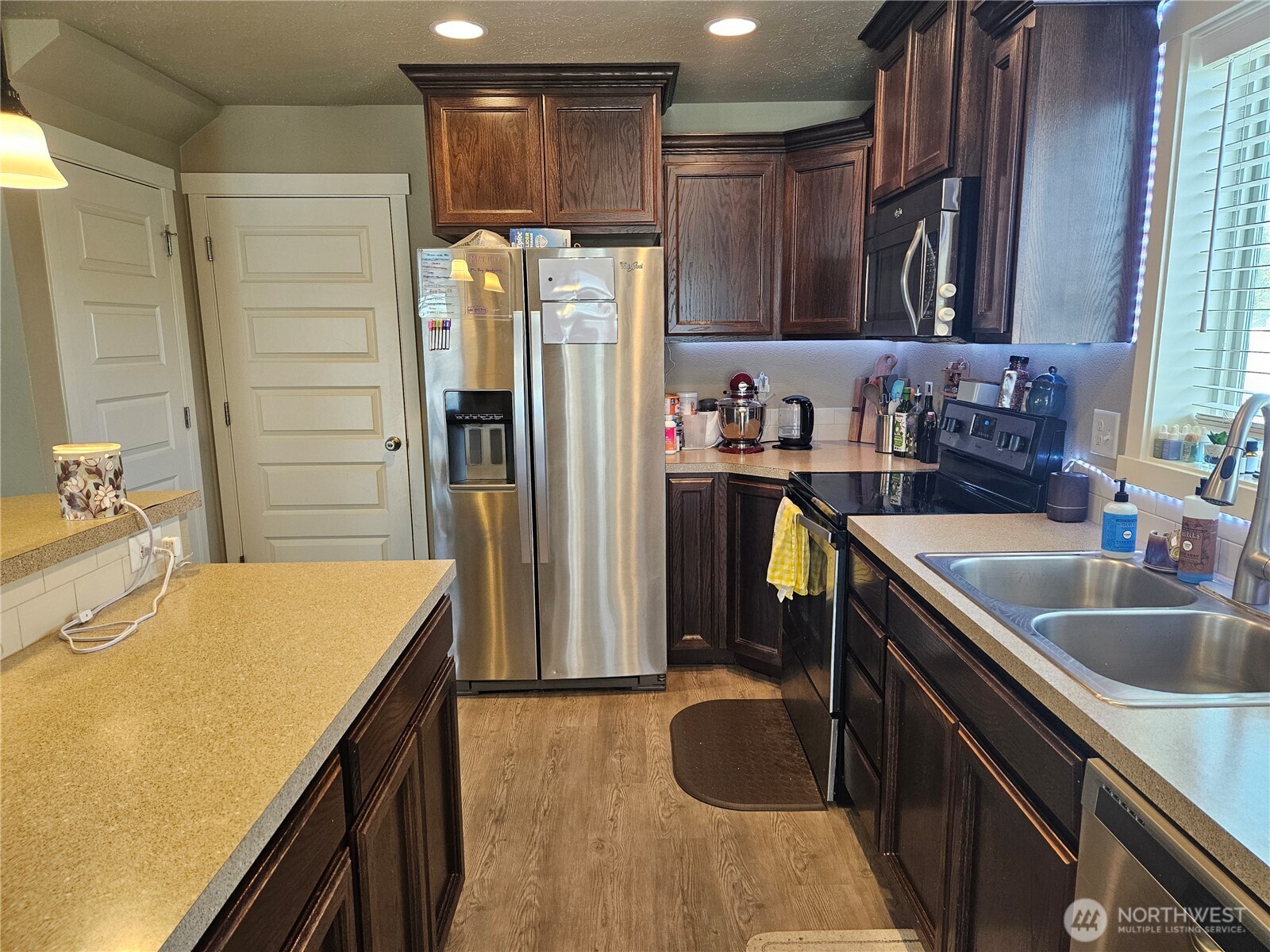 4723 W Warbler Moses Lake WA 98837