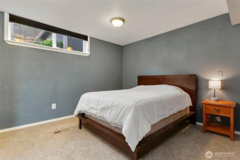 5539 Frances Avenue NE Tacoma WA 98422