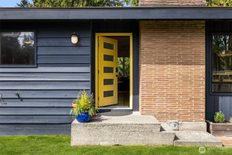 1824 SW 146th Street Burien WA 98166