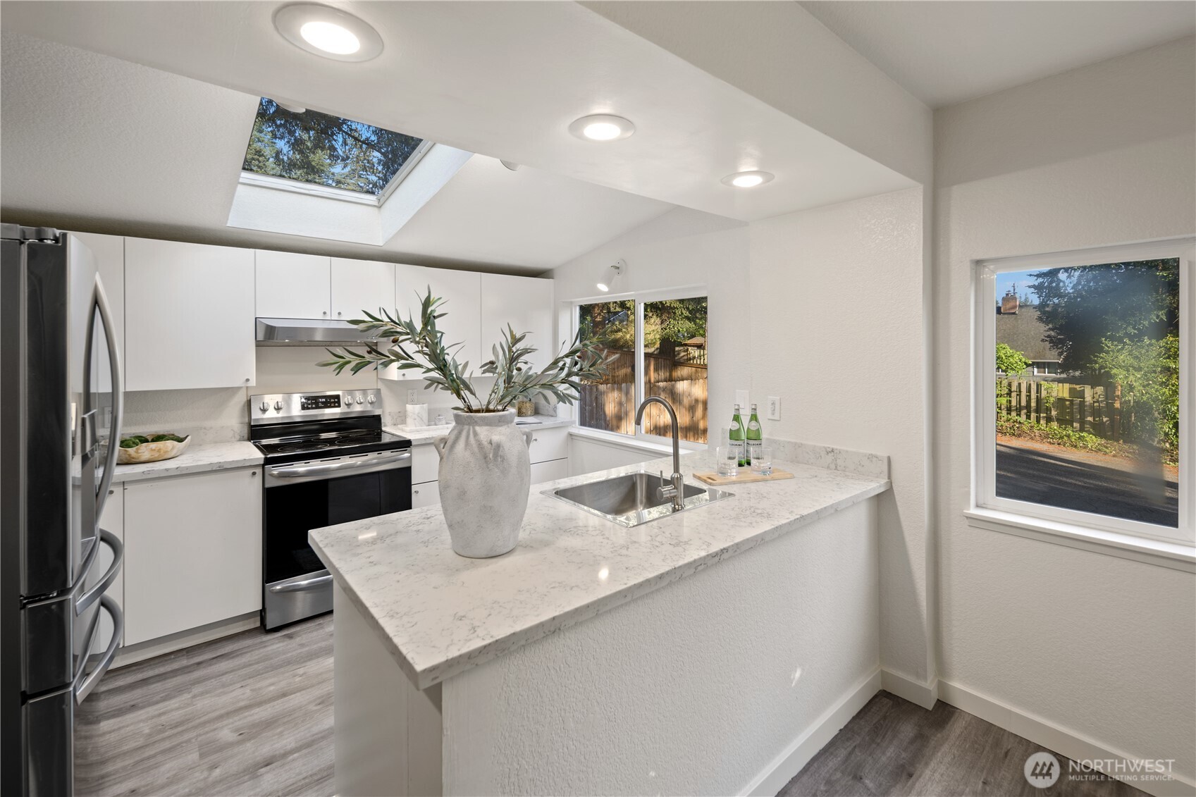 16518 Stone Avenue N Shoreline WA 98133