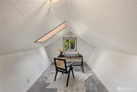 16518 Stone Avenue N Shoreline WA 98133