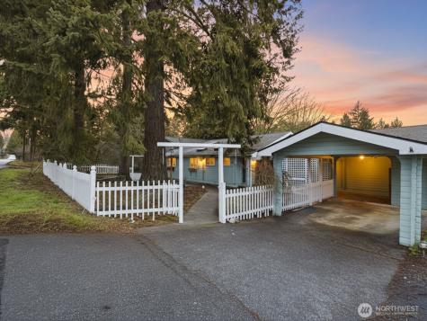 10271 148th Avenue SE Renton WA 98059