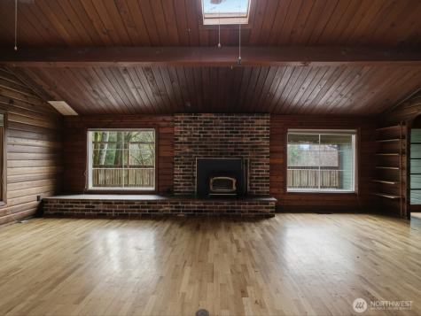 10271 148th Avenue SE Renton WA 98059